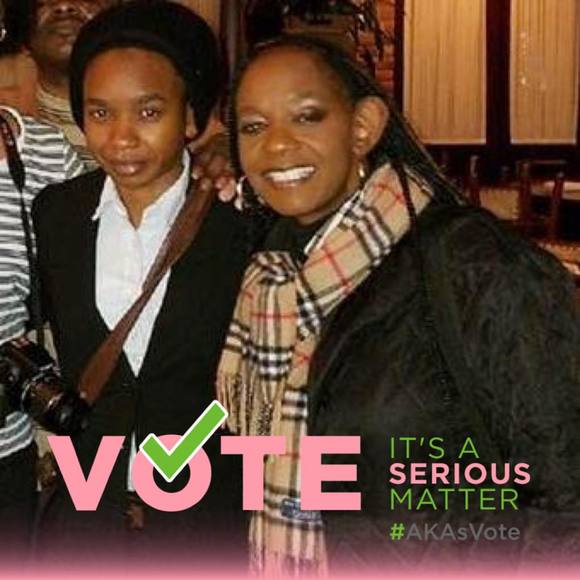 Meet your Posher, Cassandra - Picture 1 of 1